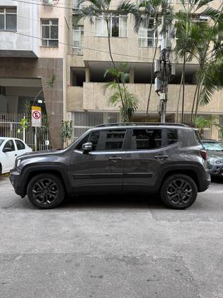JEEP RENEGADE 1.3 T270 TURBO FLEX LONGITUDE AT6 JEEP RENEGADE 1.3 T270 TURBO FLEX LONGITUDE AT6
